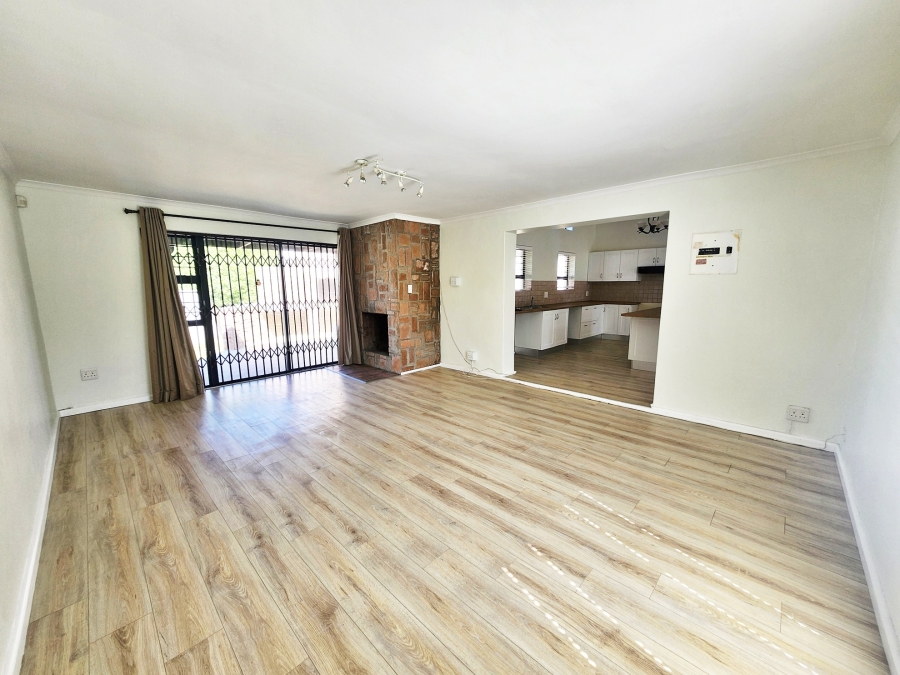3 Bedroom Property for Sale in Struisbaai Western Cape